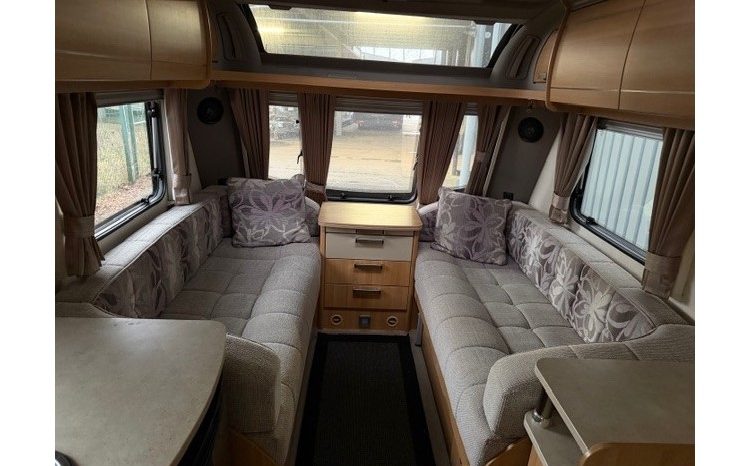 Coachman VIP 520 full