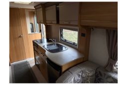 Coachman VIP 520 full