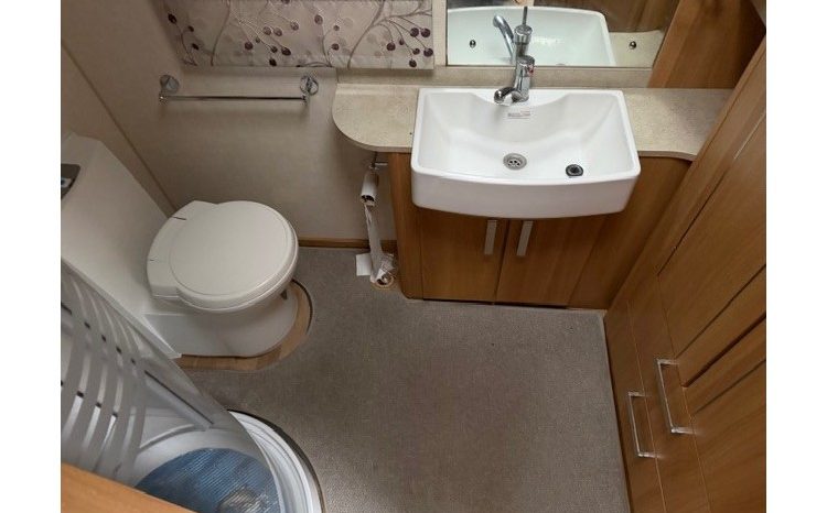 Coachman VIP 520 full