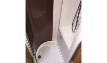 Swift Challenger 580 Island bed. full