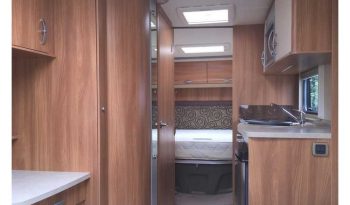 Swift Challenger 580 Island bed. full