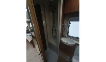 Swift Challenger 580 Island bed. full