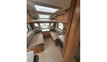 Swift Challenger 580 Island bed. full