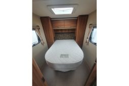 Swift Challenger 580 Island bed. full