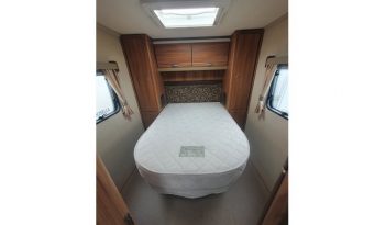 Swift Challenger 580 Island bed. full