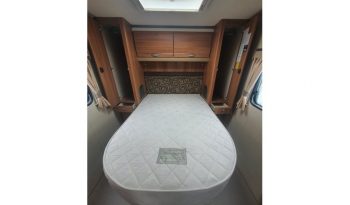 Swift Challenger 580 Island bed. full