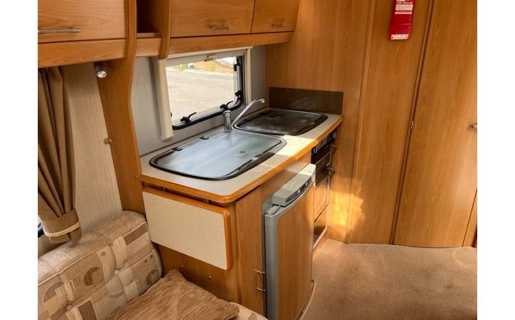Compass Corona 482 full