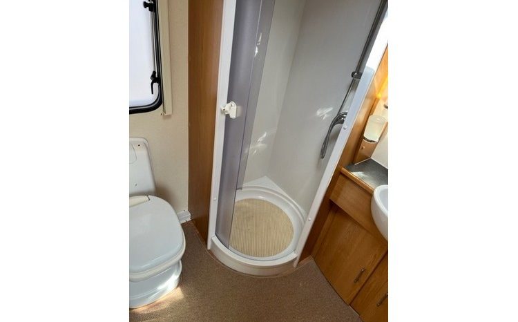 Compass Corona 482 full