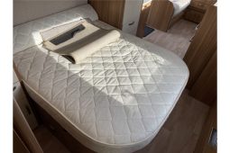 Lunar Clubman Si Island bed full