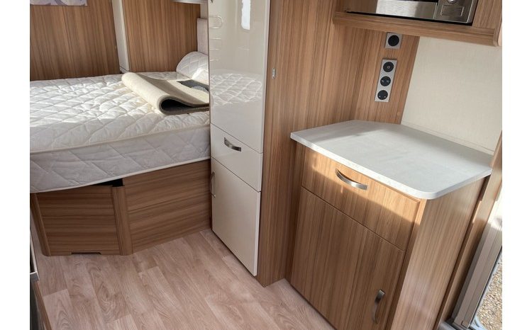 Lunar Clubman Si Island bed full