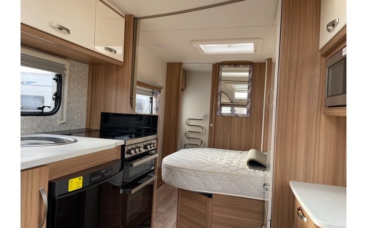 Lunar Clubman Si Island bed full