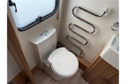 Lunar Clubman Si Island bed full