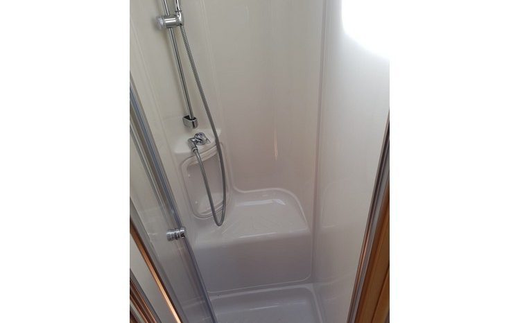 Elddis Crusader Storm full