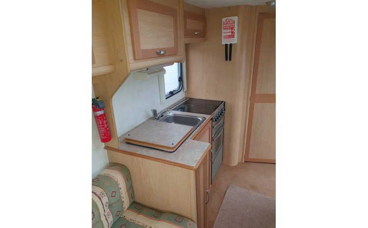 Elddis Avante 482 full