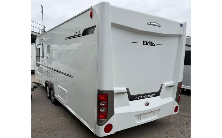 Elddis Crusader Storm ‘Island bed’ full