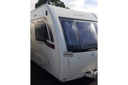 Lunar Ultima 560 Island bed full