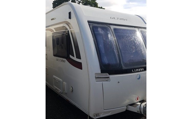 Lunar Ultima 560 Island bed full