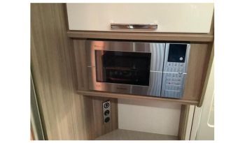 Lunar Ultima 560 Island bed full