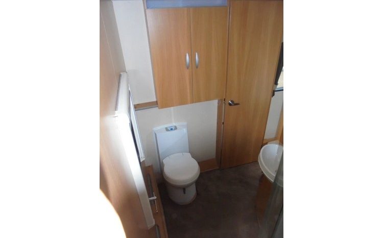 Swift Conqueror 630 full