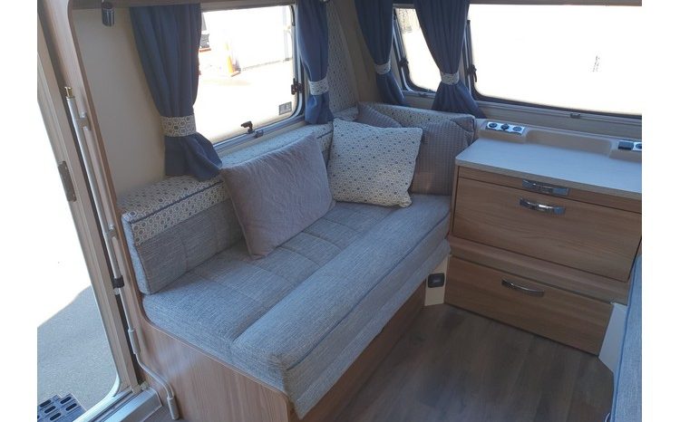 Swift Celebration 835 full