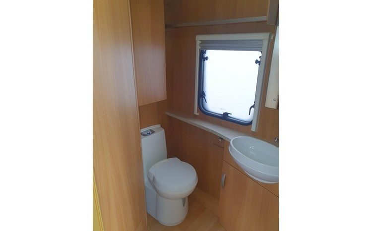 Swift Challenger 530 full