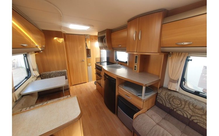 Swift Challenger 530 full