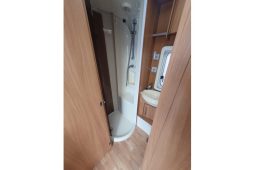 Swift Conqueror 650 full