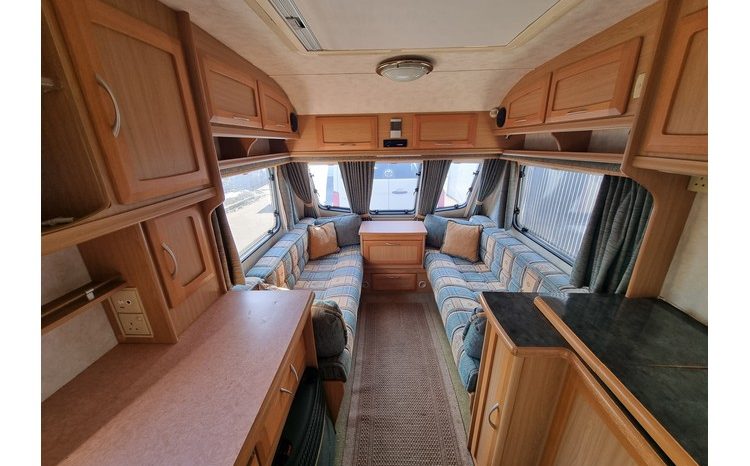 Elddis Hurricane EX2000 full