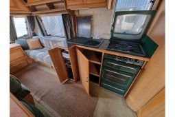 Elddis Hurricane EX2000 full