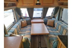 Elddis Hurricane EX2000 full