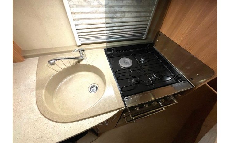 Swift Challenger 570 full