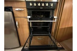 Swift Challenger 570 full