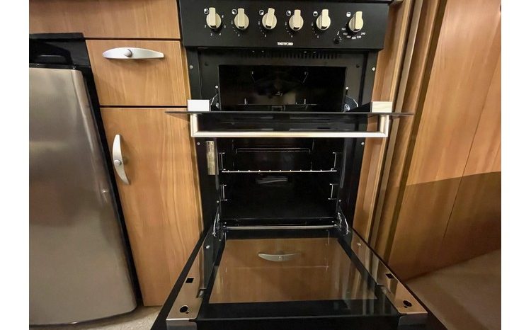 Swift Challenger 570 full