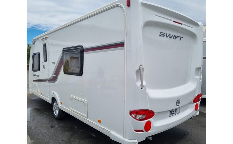 Swift Challenger 570 full