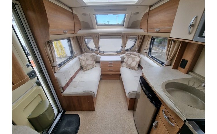 Swift Challenger 570 full