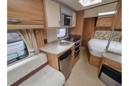Swift Challenger 570 full