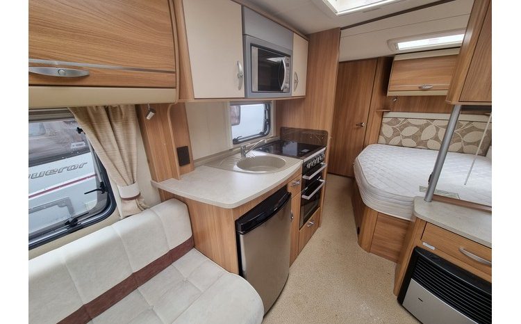 Swift Challenger 570 full