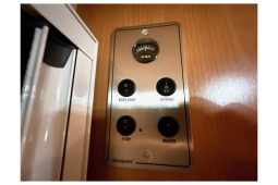 Compass Corona 624 full