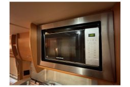 Compass Corona 624 full