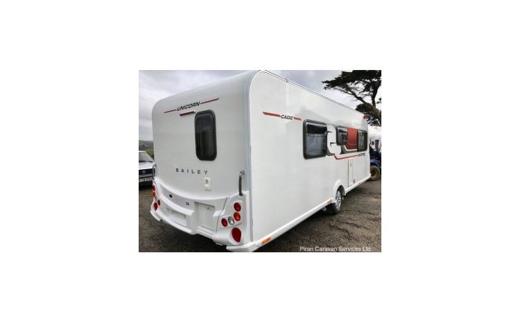 Bailey Unicorn Cadiz full
