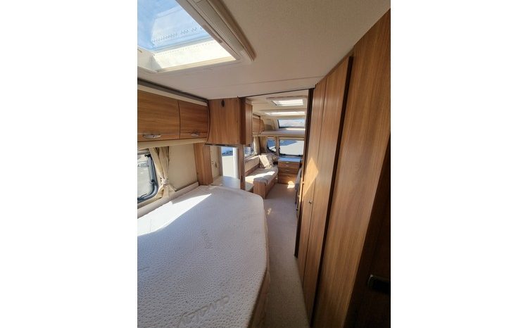 Swift Conqueror 570 full