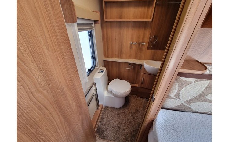 Swift Conqueror 570 full