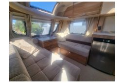 Swift Conqueror 570 full