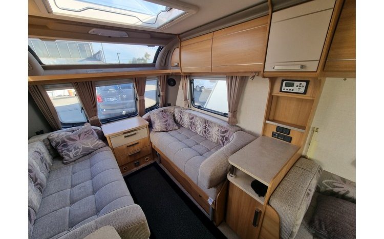 Coachman VIP 520 full