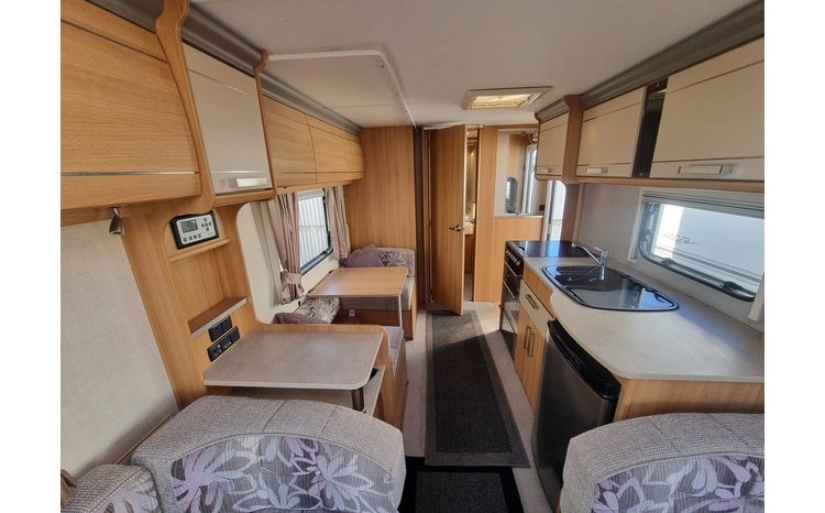 Coachman VIP 520 full