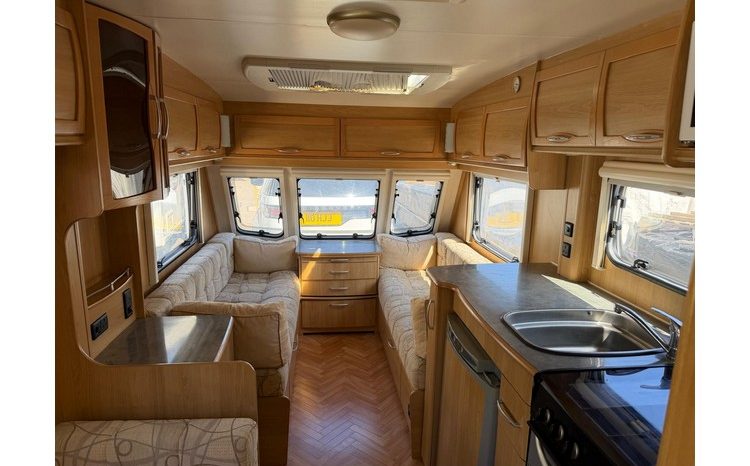 Lunar Quasar FB 6 Berth full