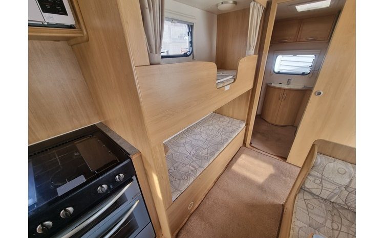 Lunar Quasar FB 6 Berth full