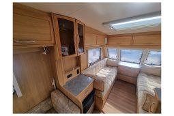 Lunar Quasar FB 6 Berth full