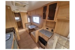 Lunar Quasar FB 6 Berth full