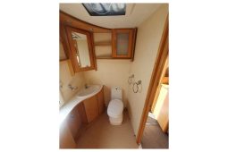 Coachman VIP 460 full